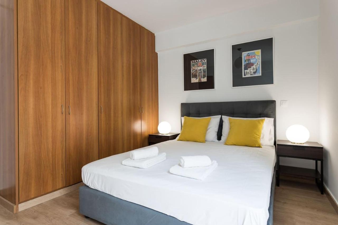 אתונה Stunning Flat With Lovely Terrace & Parking Garage מראה חיצוני תמונה